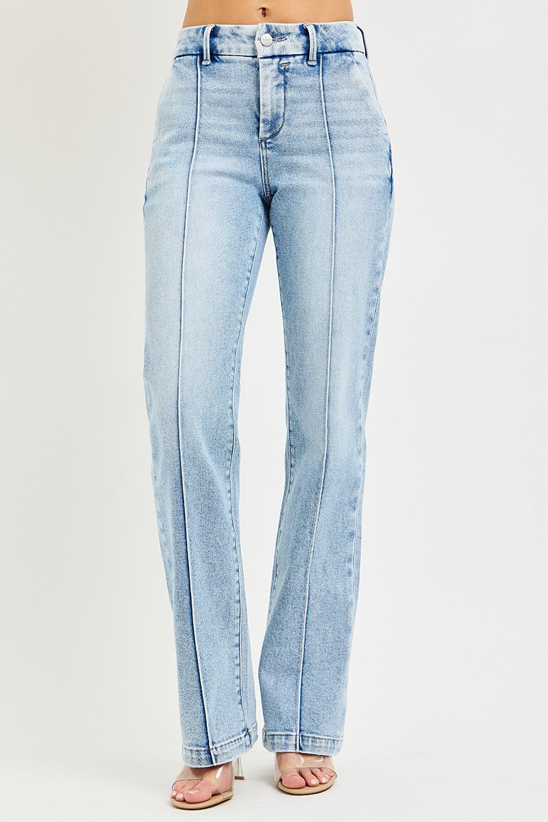 f15b477bc27b4b32b6122c55341989ad-Max